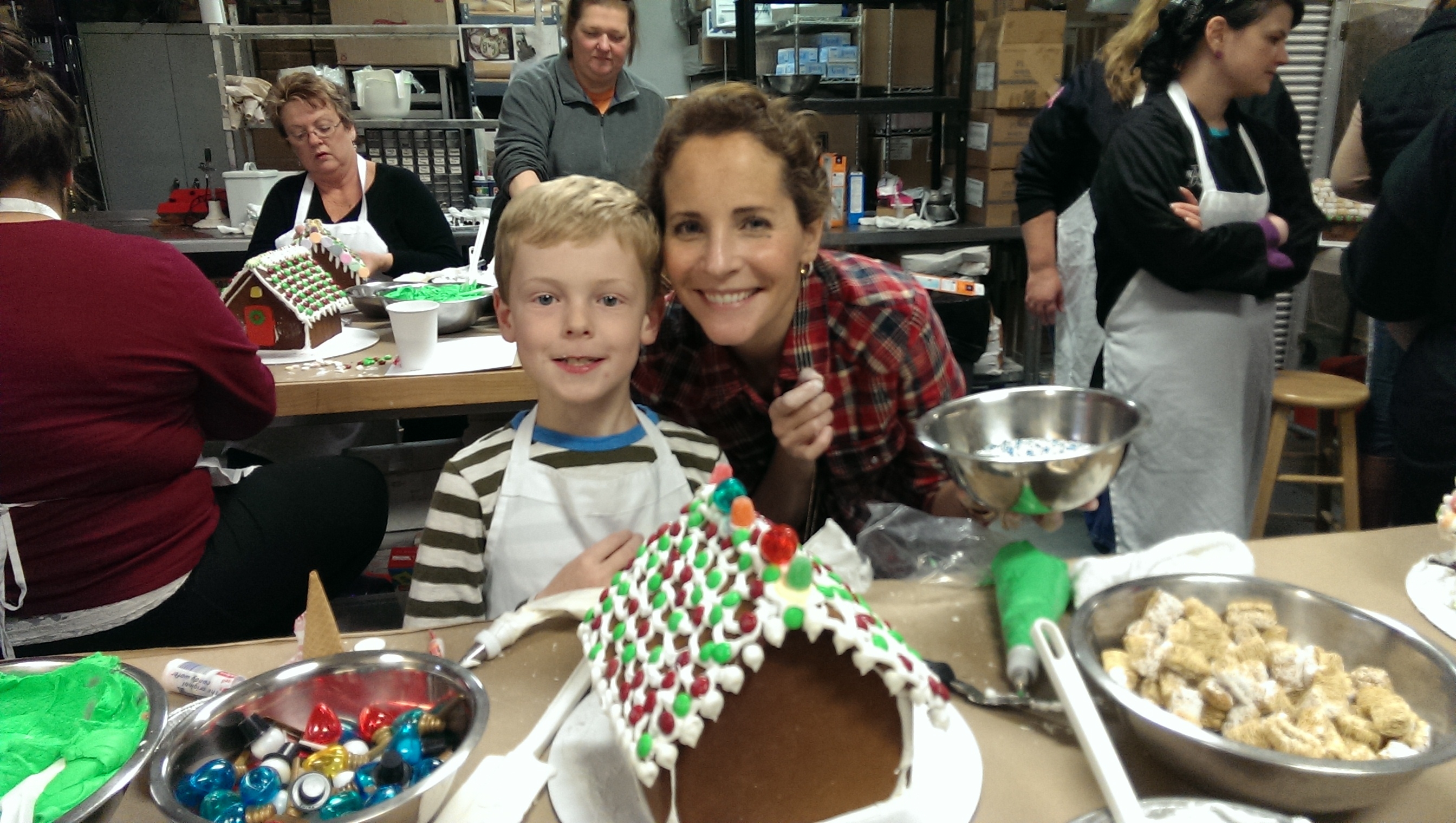 GINGERBREAD HOUSE CLASS